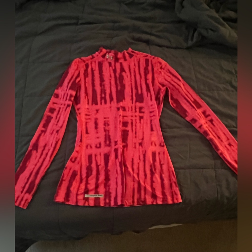 Under Armour cold gear long sleeve shirt